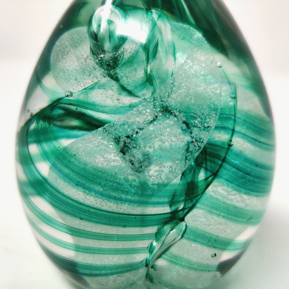 Vintage Studio Glass Paperweight Egg Green Swirl Signed Ann Corcoran '93 Nouwrot - Picture 6 of 16